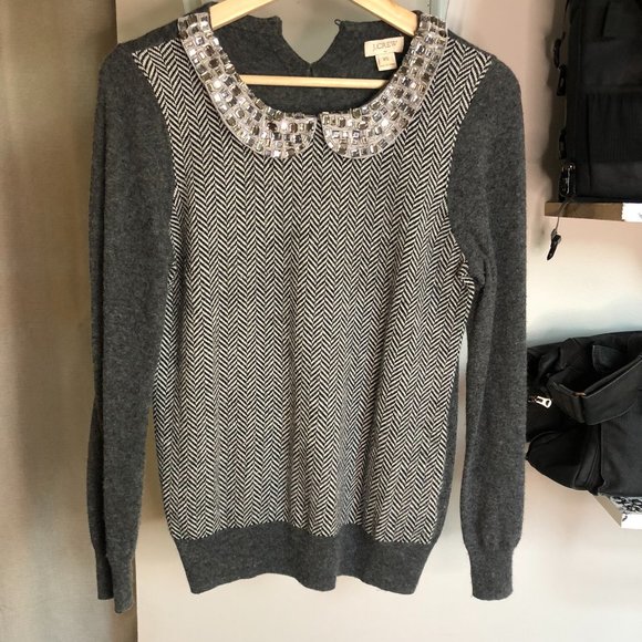 J. Crew Gray Herringbone Jeweled Peter Pan Collar Sweater Size XS - Picture 4 of 6